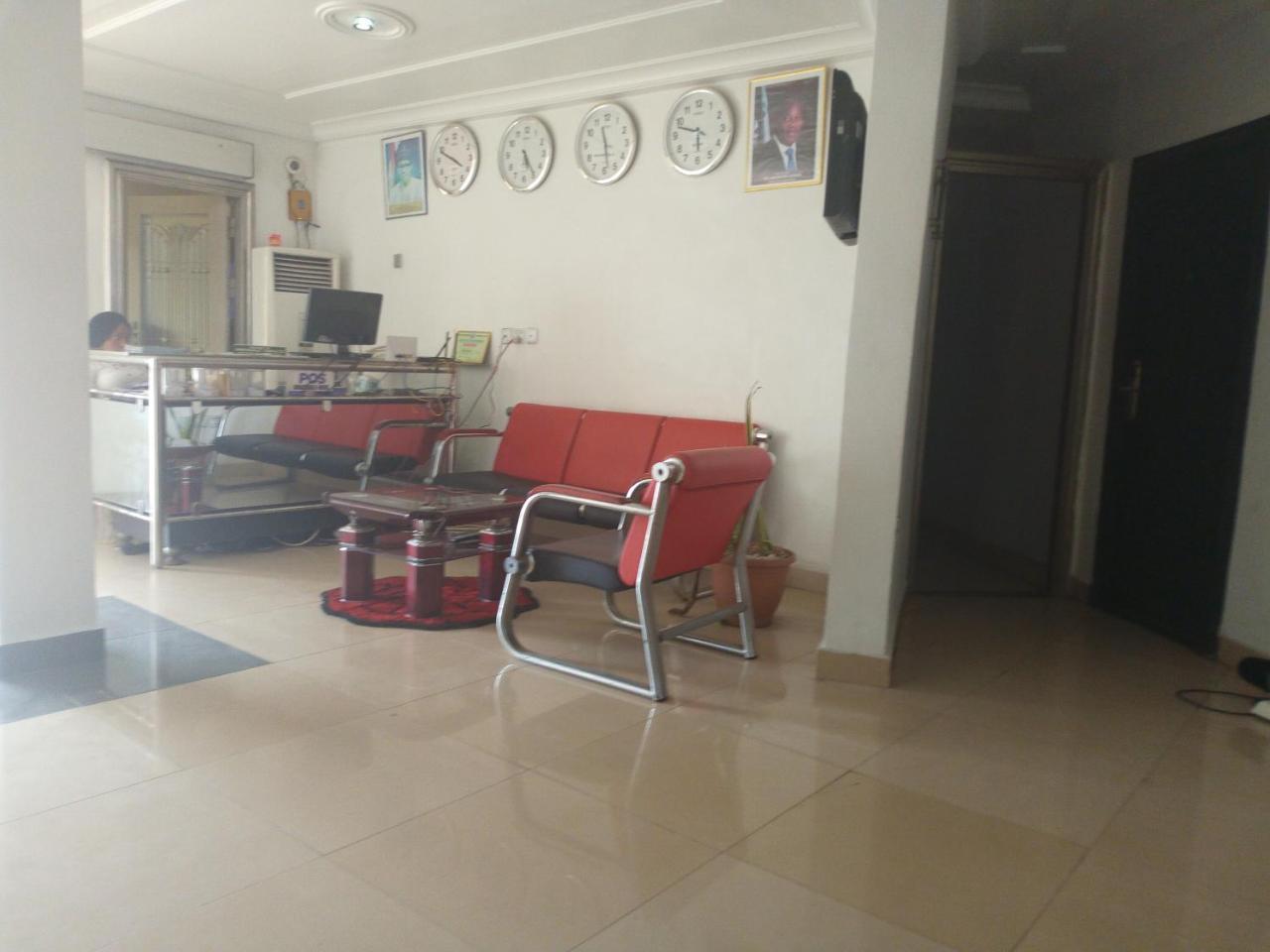 Flamingo Hotel Festac Town Экстерьер фото